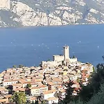 Borgo Con Parcheggio Apartmán *