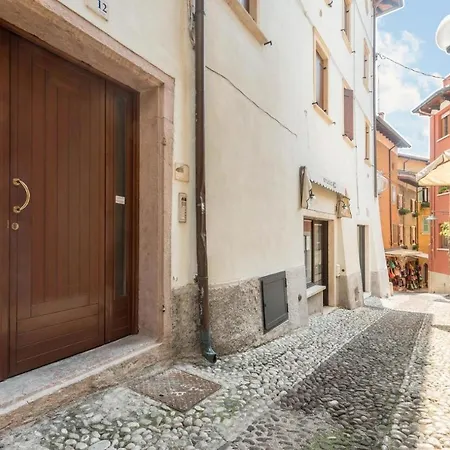 Appartement Borgo Con Parcheggio *